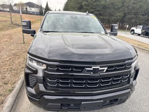 Certified 2023 Chevrolet Silverado 1500 RST image 3