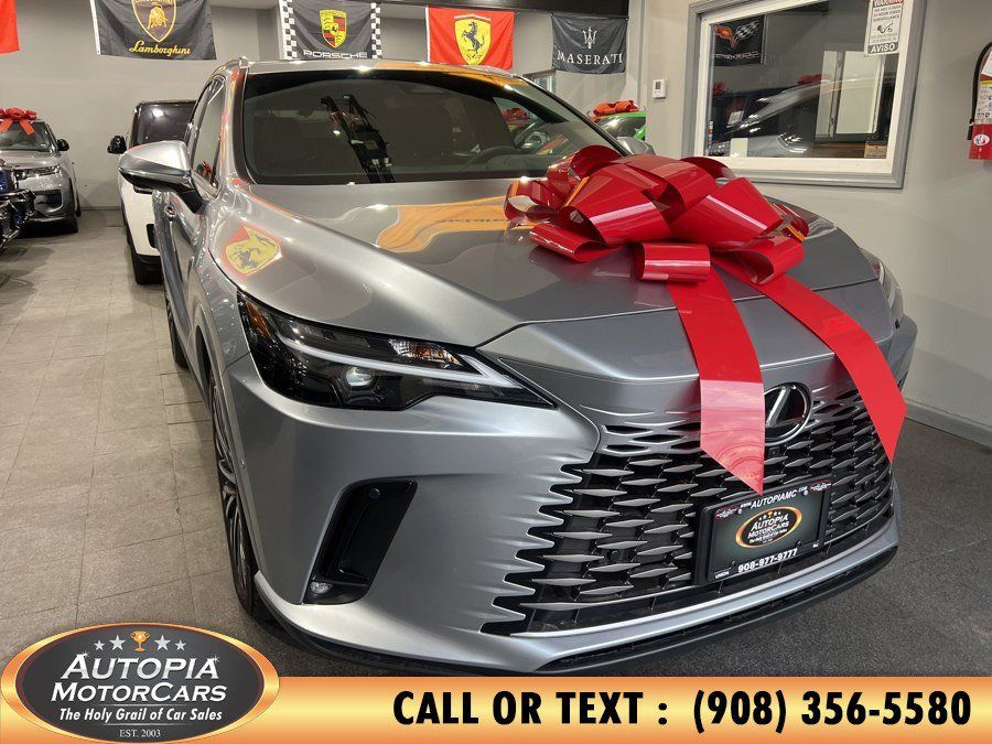 Used 2025 Lexus RX 350 w/ Convenience Package AWD/4WD image 10
