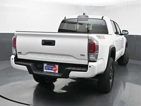 Used 2022 Toyota Tacoma TRD Off-Road image 41