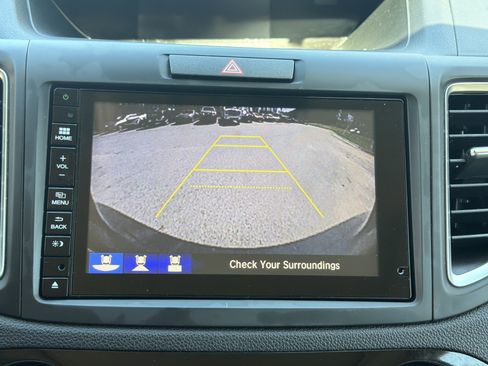 Used 2016 Honda CR-V Touring image 6