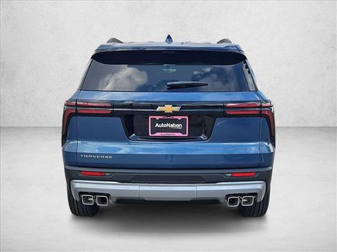New 2026 Chevrolet Traverse LT w/ Driver Confidence Package image 8