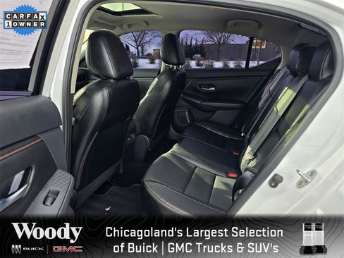 Used 2023 Nissan Sentra SR w/ SR Premium Package image 25