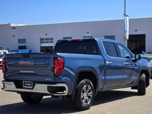 Used 2024 GMC Sierra 1500 SLT RWD image 7