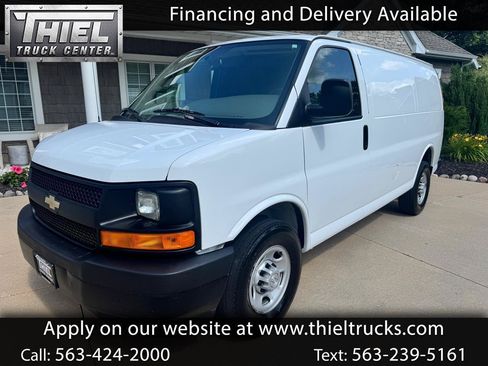 Used 2017 Chevrolet Express 2500 RWD image 1