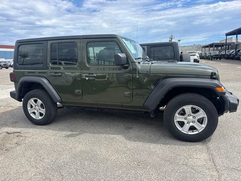 Used 2022 Jeep Wrangler Unlimited Sport AWD/4WD image 4