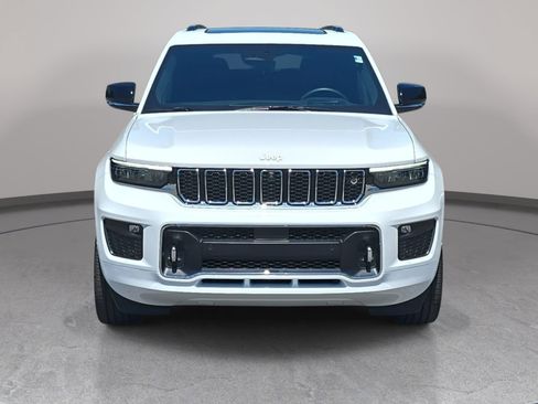 Used 2024 Jeep Grand Cherokee L Overland w/ Advanced Protech Group III AWD/4WD image 2