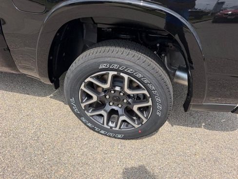 New 2026 RAM 1500 Laramie w/ Sport Appearance Package AWD/4WD image 7