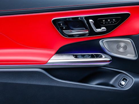 New 2026 Mercedes-Benz CLE 53 AMG 4MATIC Cabriolet image 17