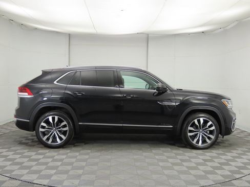 Used 2023 Volkswagen Atlas Cross Sport SEL Premium R-Line image 4