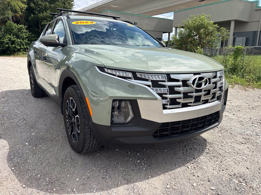 Used 2024 Hyundai Santa Cruz SEL w/ Activity Package FWD image 1