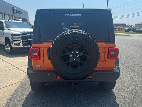 New 2025 Jeep Wrangler Unlimited Sport image 9