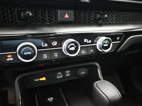 Used 2025 Honda CR-V Sport Touring image 23