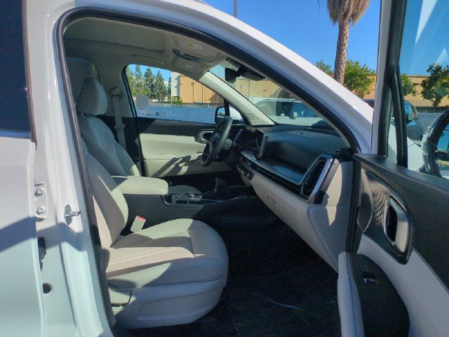 Certified 2026 Kia Sorento S w/ S Panoramic Sunroof Package FWD image 30