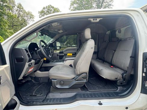 Used 2021 Ford F550 4x4 SuperCab Super Duty w/ Low Deflection Package image 6
