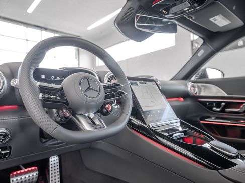 Used 2025 Mercedes-Benz AMG GT 63 image 7