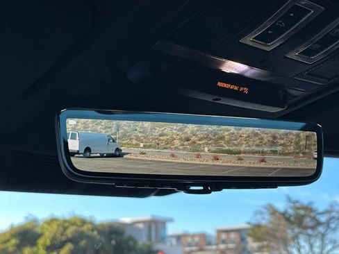 Used 2022 Land Rover Defender 110 X image 34