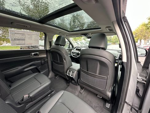 New 2026 Kia Sorento X-Line EX image 25