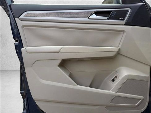 Used 2018 Volkswagen Atlas SEL Premium image 10