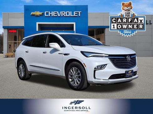 Used 2024 Buick Enclave Premium AWD/4WD image 1