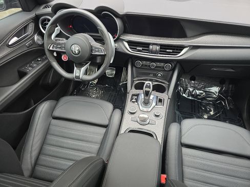 Used 2024 Alfa Romeo Stelvio Quadrifoglio w/ Active Assist Plus Package image 33