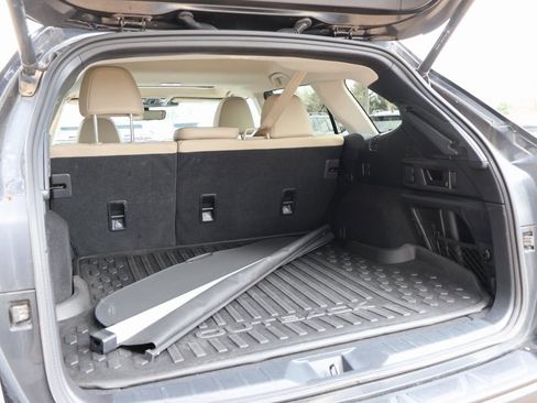 Used 2023 Subaru Outback Limited image 16