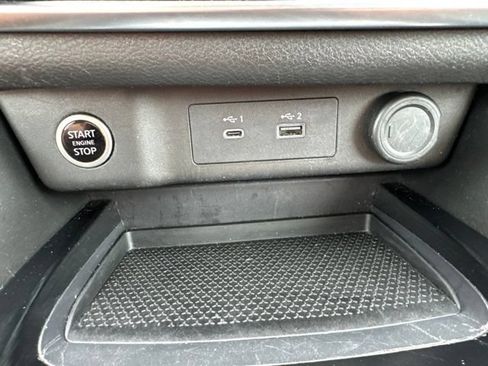 Used 2023 Nissan Rogue S AWD/4WD image 10