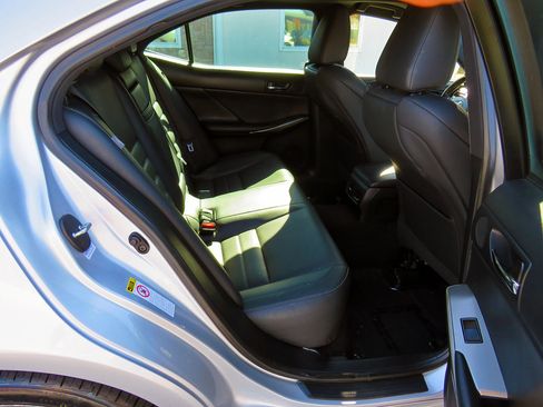 Used 2014 Lexus IS 350 F Sport image 16