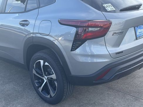 New 2026 Chevrolet Trax RS w/ Driver Confidence Package image 15