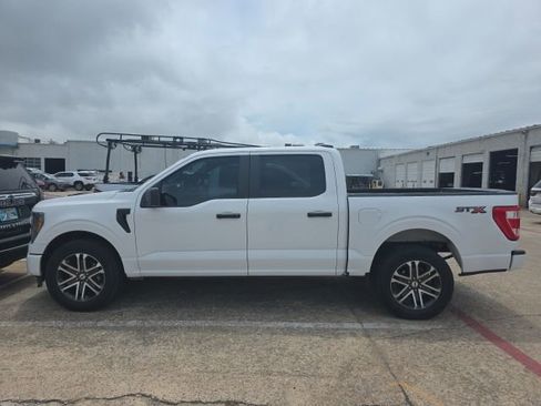 Used 2023 Ford F150 XL w/ STX Appearance Package RWD image 2