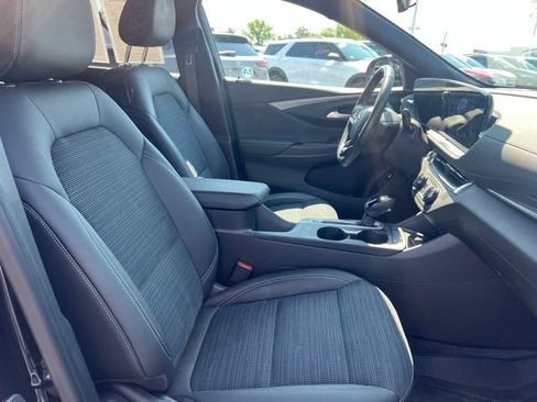 Used 2024 Buick Envista Preferred w/ Convenience I Package FWD image 13