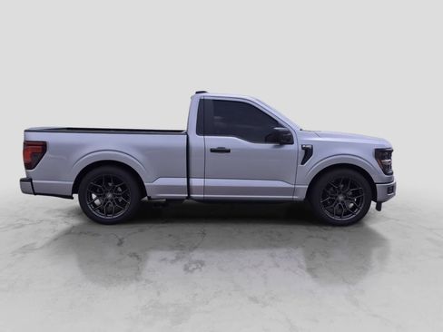 Used 2024 Ford F150 XL RWD image 9
