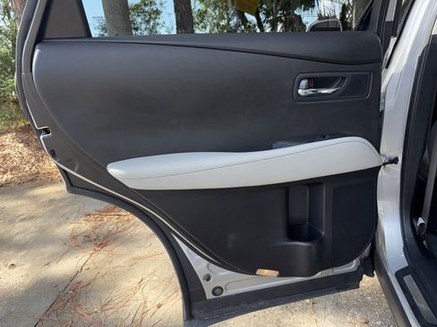 Used 2015 Lexus RX 450h FWD image 30