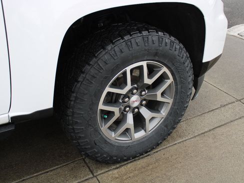 Used 2022 GMC Canyon AT4 w/ Trailering Package image 37