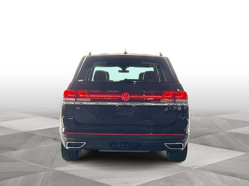 Used 2026 Volkswagen Atlas SE FWD image 7