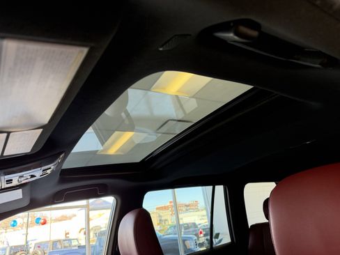 Used 2023 Lexus GX 460 Premium image 34