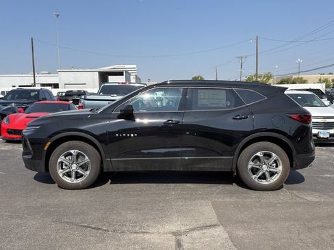 New 2026 Chevrolet Blazer LT w/ Convenience Package FWD image 4