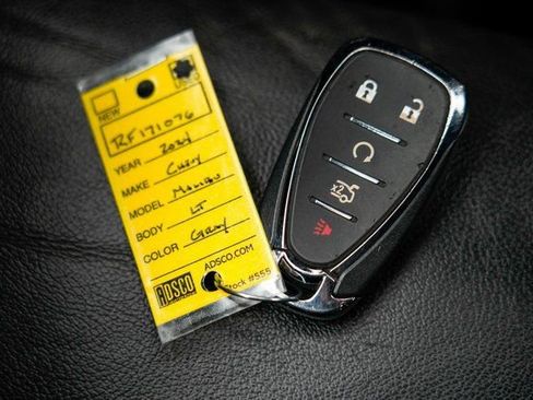 Used 2024 Chevrolet Malibu LT image 34