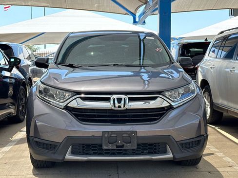 Used 2017 Honda CR-V LX image 2