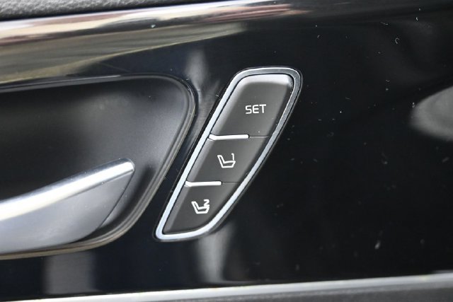 Used 2016 Kia Sorento SX w/ SXL Technology Package AWD/4WD image 15