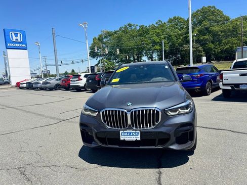 Used 2022 BMW X5 xDrive40i w/ M Sport Package AWD/4WD image 2
