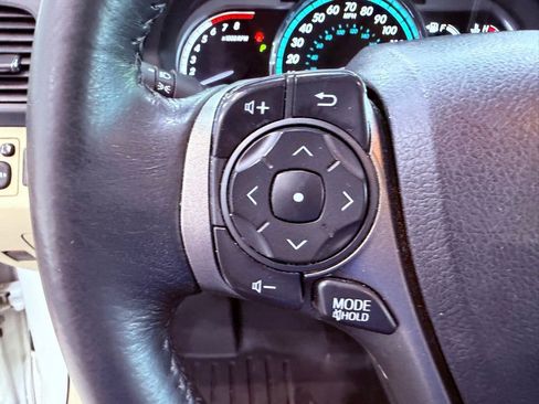 Used 2015 Toyota Venza XLE image 20