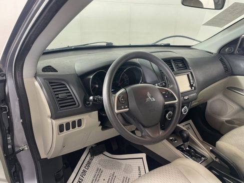 Used 2018 Mitsubishi Outlander Sport ES image 14