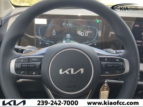 New 2025 Kia Sportage LX image 26