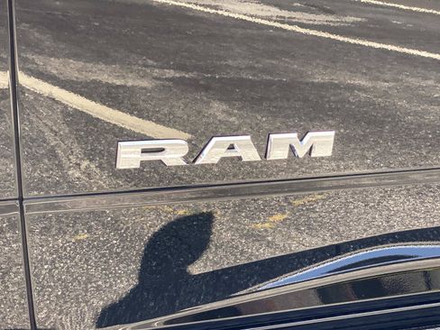 Used 2024 RAM 2500 Big Horn w/ Bed Utility Group AWD/4WD image 15
