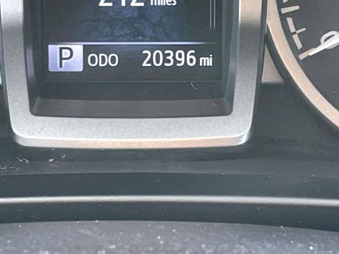 Used 2023 Toyota Tacoma SR5 image 38