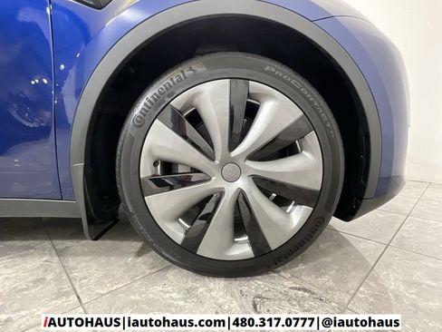 Used 2024 Tesla Model Y Long Range image 46