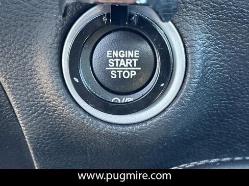 Used 2019 Dodge Challenger R/T Scat Pack w/ Shaker Package image 30