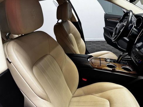 Used 2019 Maserati Ghibli S image 54
