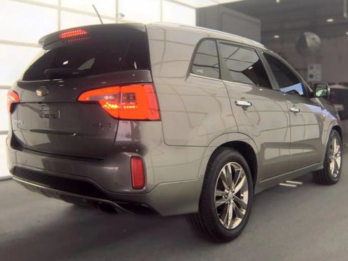 Used 2014 Kia Sorento SX w/ 3rd Row Package FWD image 5