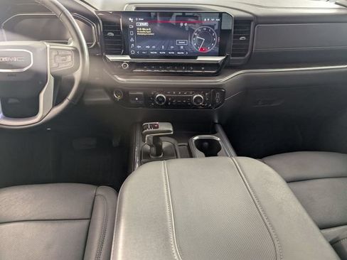 Used 2024 GMC Sierra 1500 SLT w/ SLT Premium Plus Package AWD/4WD image 23
